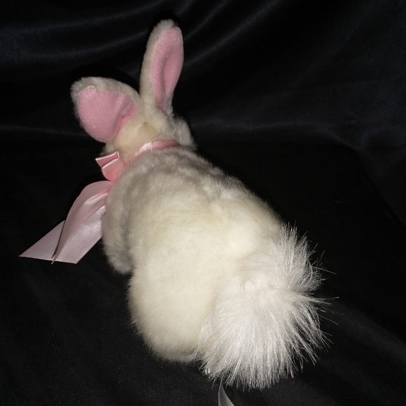 Animal adventure  small furry bunny. - Picture 3 of 5